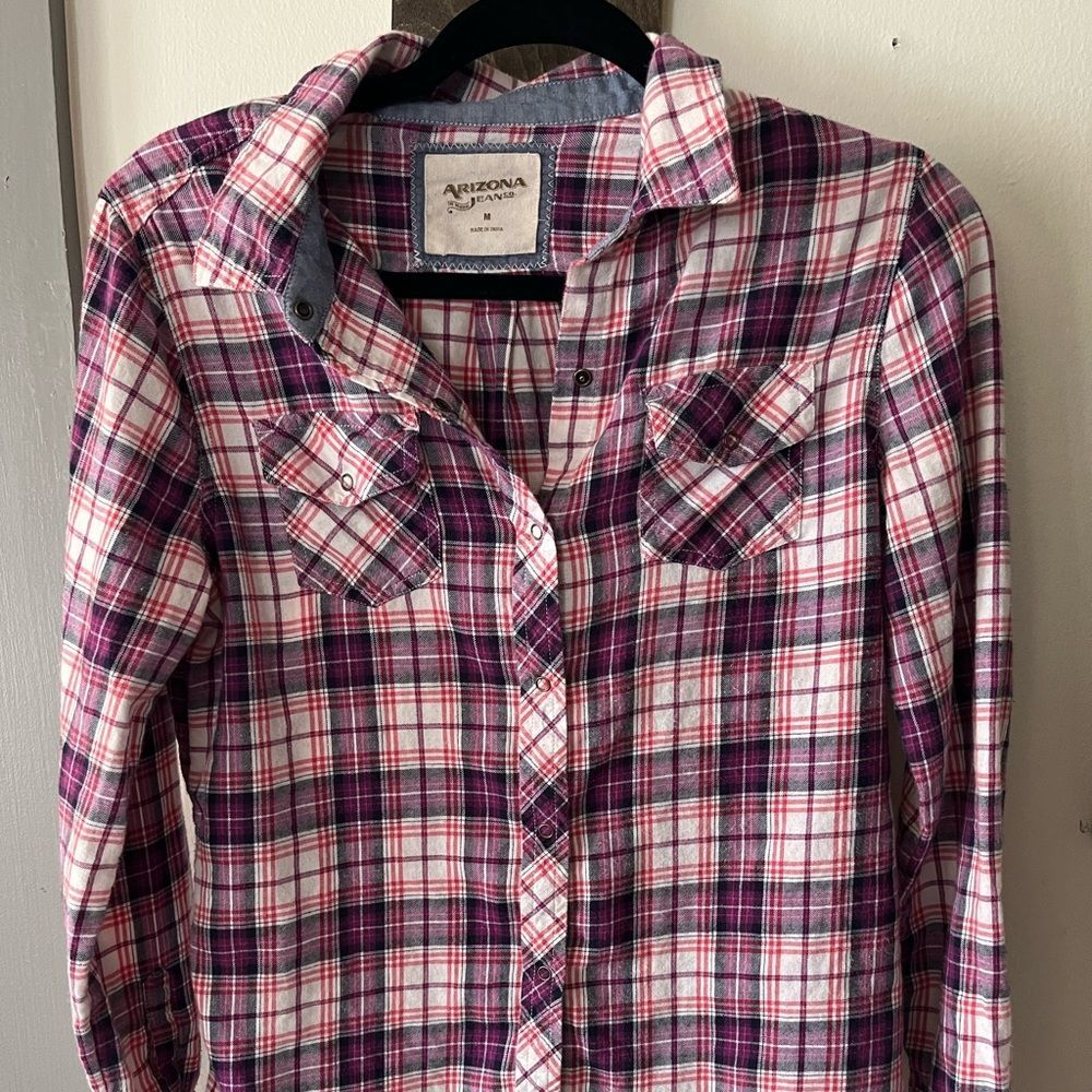 Arizona size M plaid button front